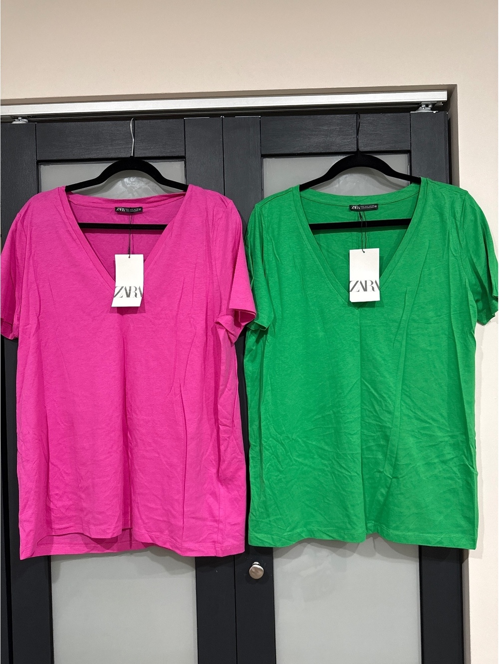 Zara V-Neck T-Shirt Bundle